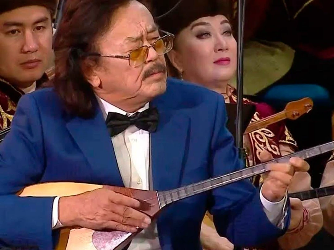 Передача Kóńil tolqyny