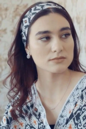 Kuyovidan pul so‘raydigan qaynona