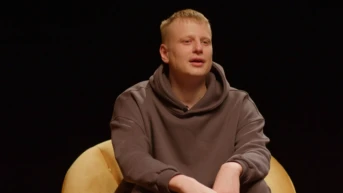 Слава Комиссаренко