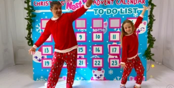 51 серия. Nastya and Dad open the Advent Calendar with a Christmas to-do list