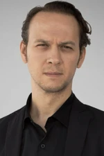 Онер Эркан