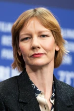 Сандра Хюллер