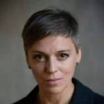 Нелли Уварова