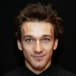 Кирилл Комаров
