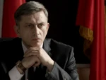 Анатолий Петров