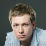 Денис Парамонов