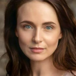 Анна Снаткина