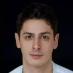 Арсений Семенов