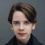 Петр Натаров