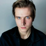 Андрей Попов